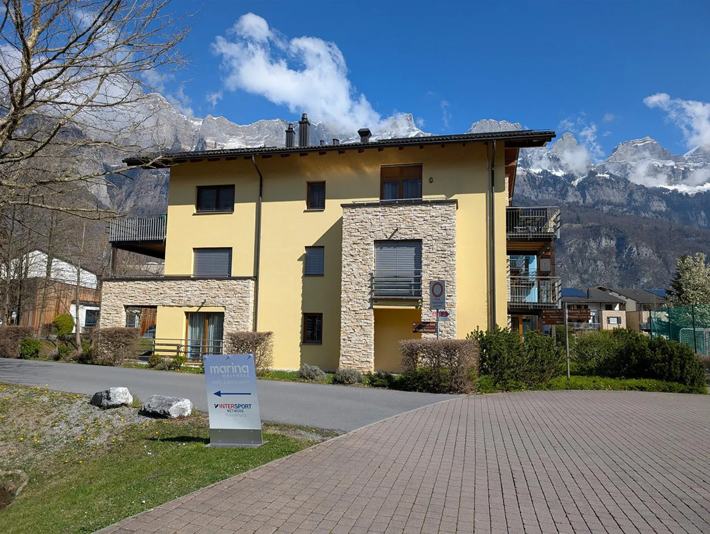 La tua nuova casa direttamente sul lago - Foto 1 di 5