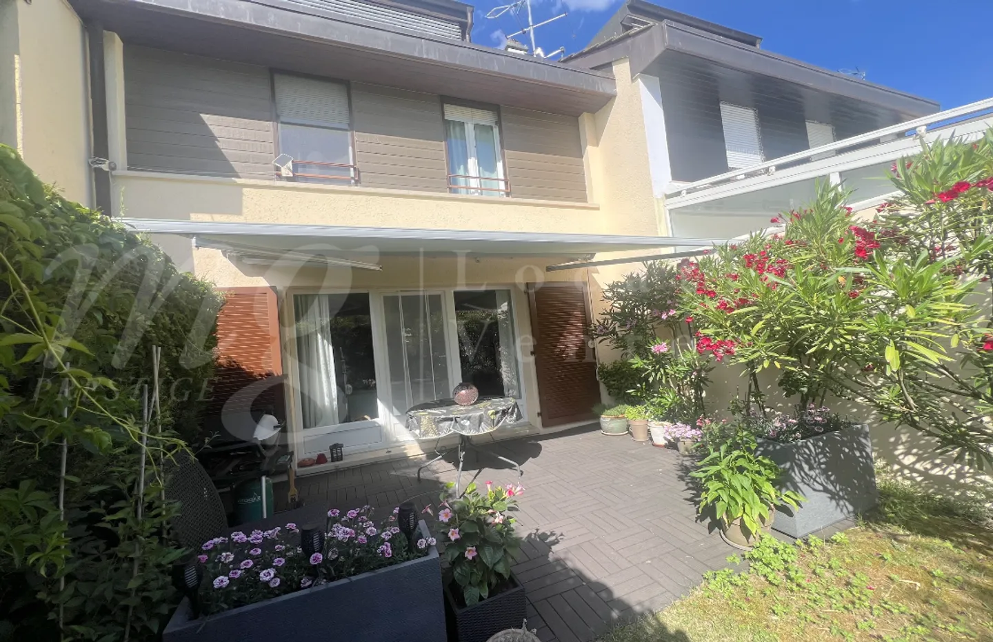 VERY BEAUTIFUL 7-ROOM HOUSE OF 170 m2 - WITH SOUTH GARDEN AND PRIVATE PARK - 4 c - Photo 4 of 10