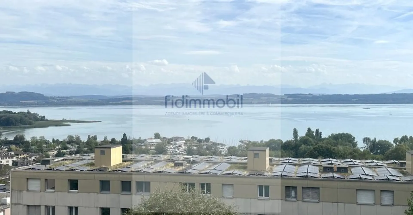 Appartement de 4 pièces avec 117 m² habitables à Saint-Blaise - Photo 1 sur 13