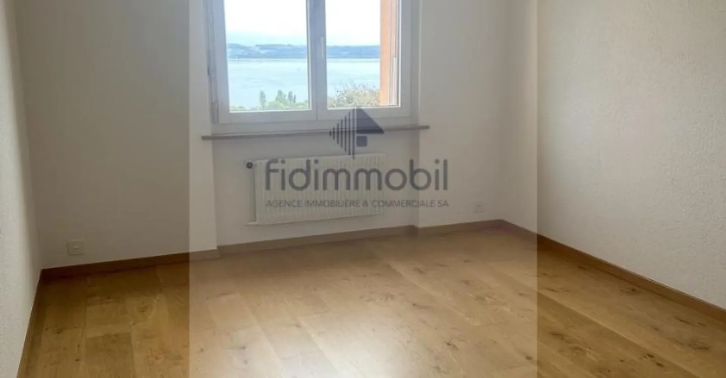 Appartement de 4 pièces avec 117 m² habitables à Saint-Blaise - Photo 11 sur 13