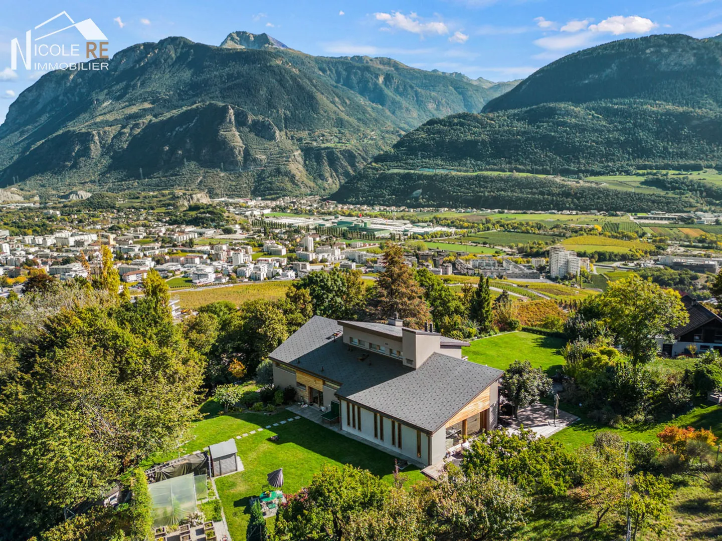 Villa sur mesure exceptionnelle - Cadre exceptionnel ! - Photo 3 sur 26