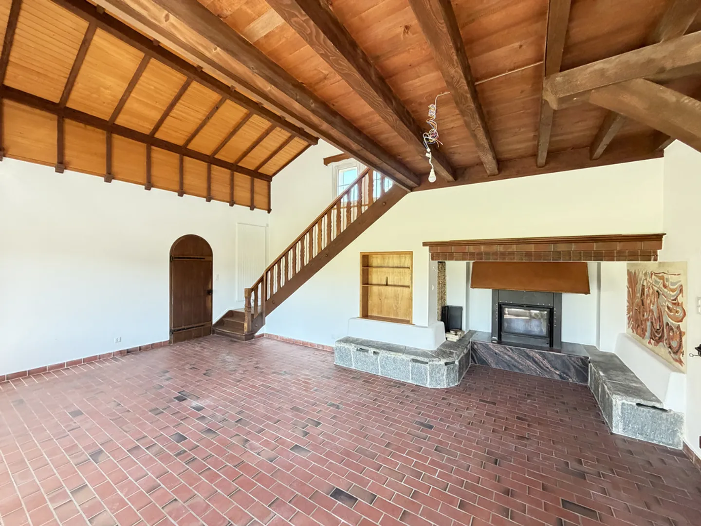 Idyllic setting for this superb property full of charm - Photo 3 of 12