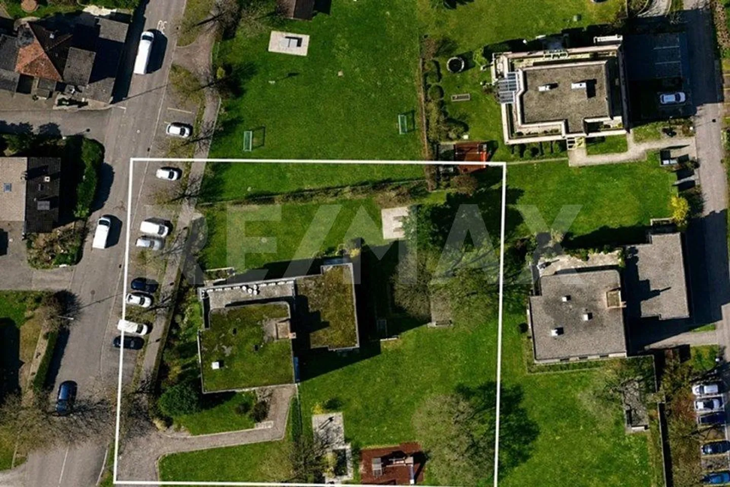 Luminoso appartamento di 3,5 stanze con balcone in una zona residenziale tranquilla - Foto 11 di 12