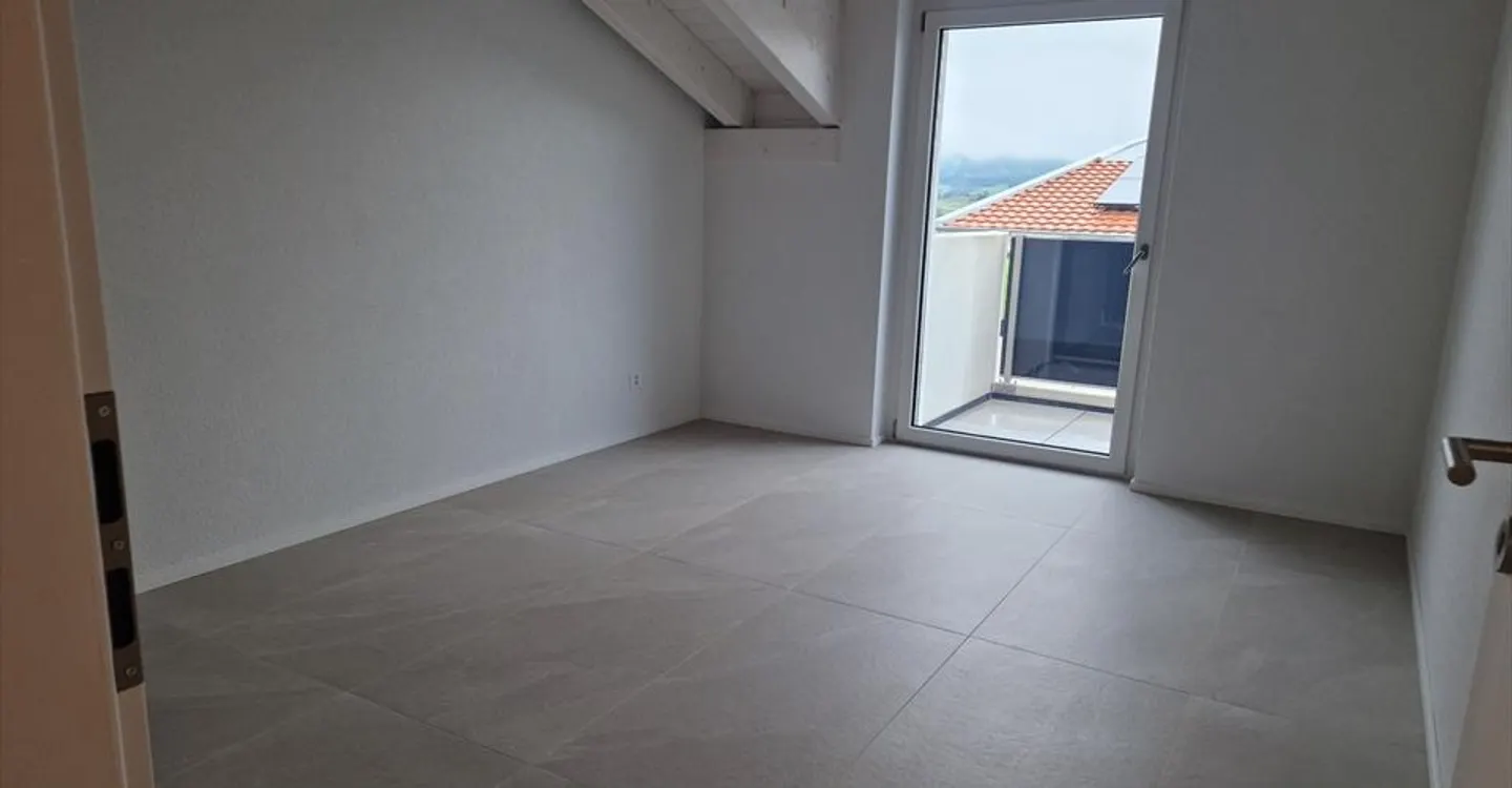 Magnificent 3.5 room apartment - Photo 4 of 6