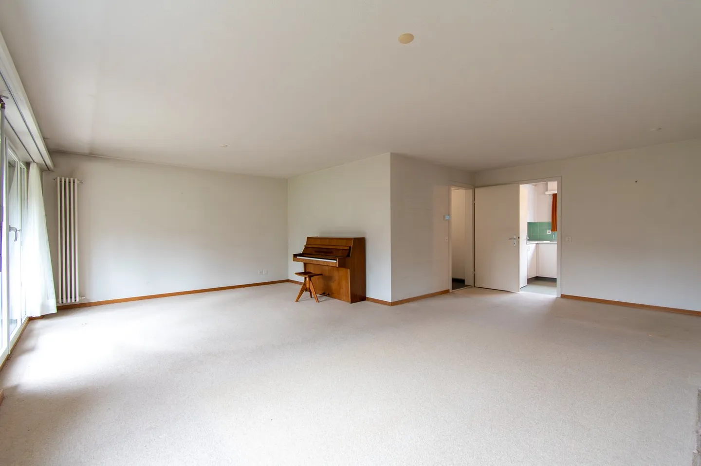 Charmantes 5.5-Zimmer-Einfamilienhaus in ruhiger Lage von Flawil - Photo 2 of 20