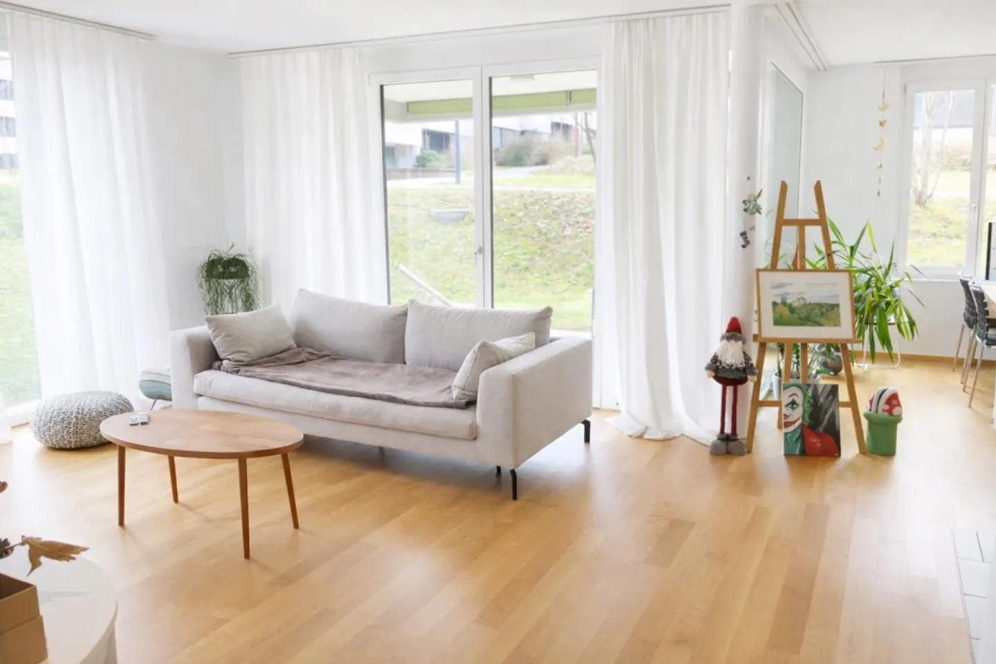 Enjoying Sunbeams on the Loggia - Photo 3 of 7