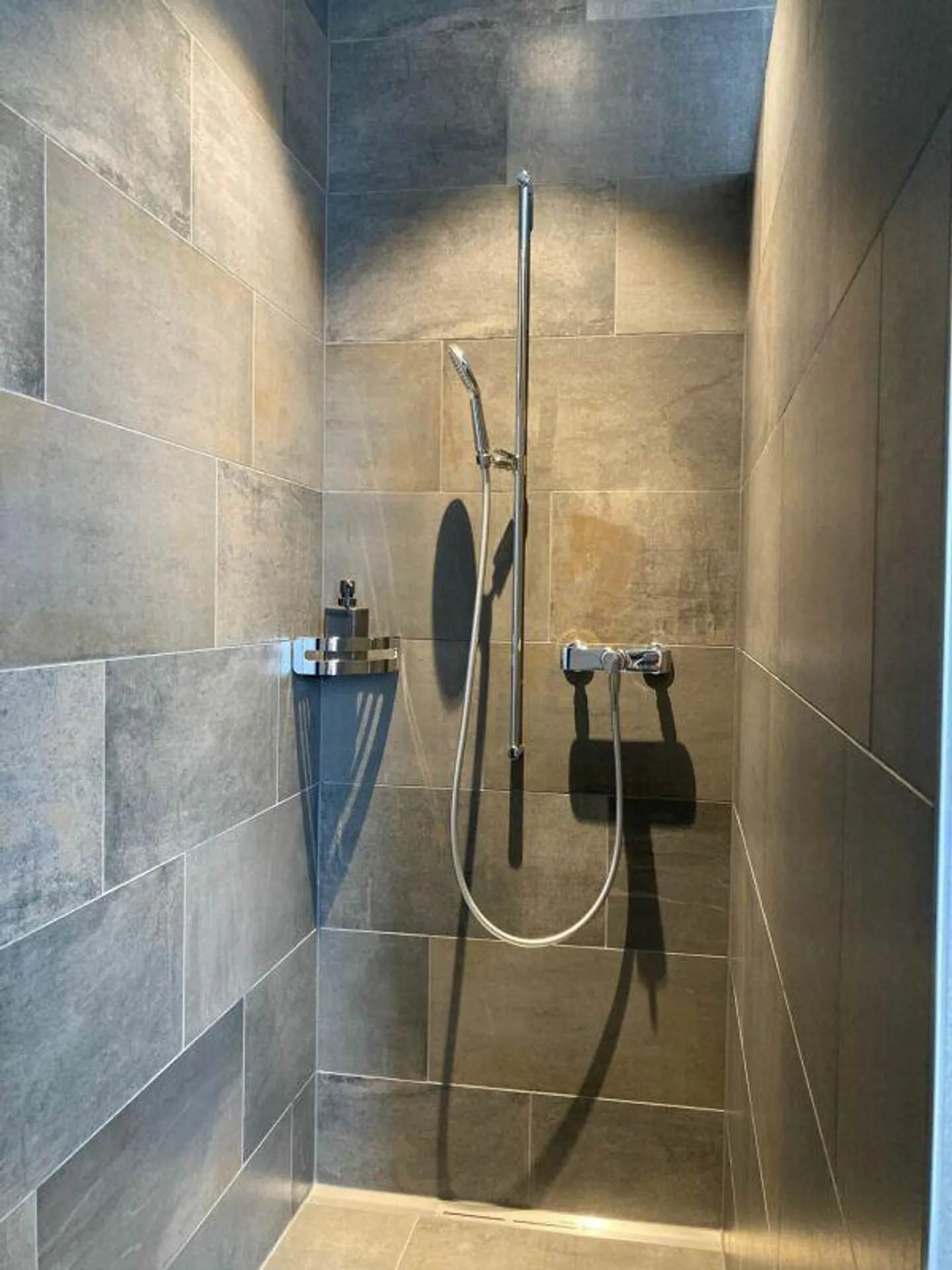 3 1/2-room penthouse apartment, directly located by the Sitter, with great view - Photo 7 of 15