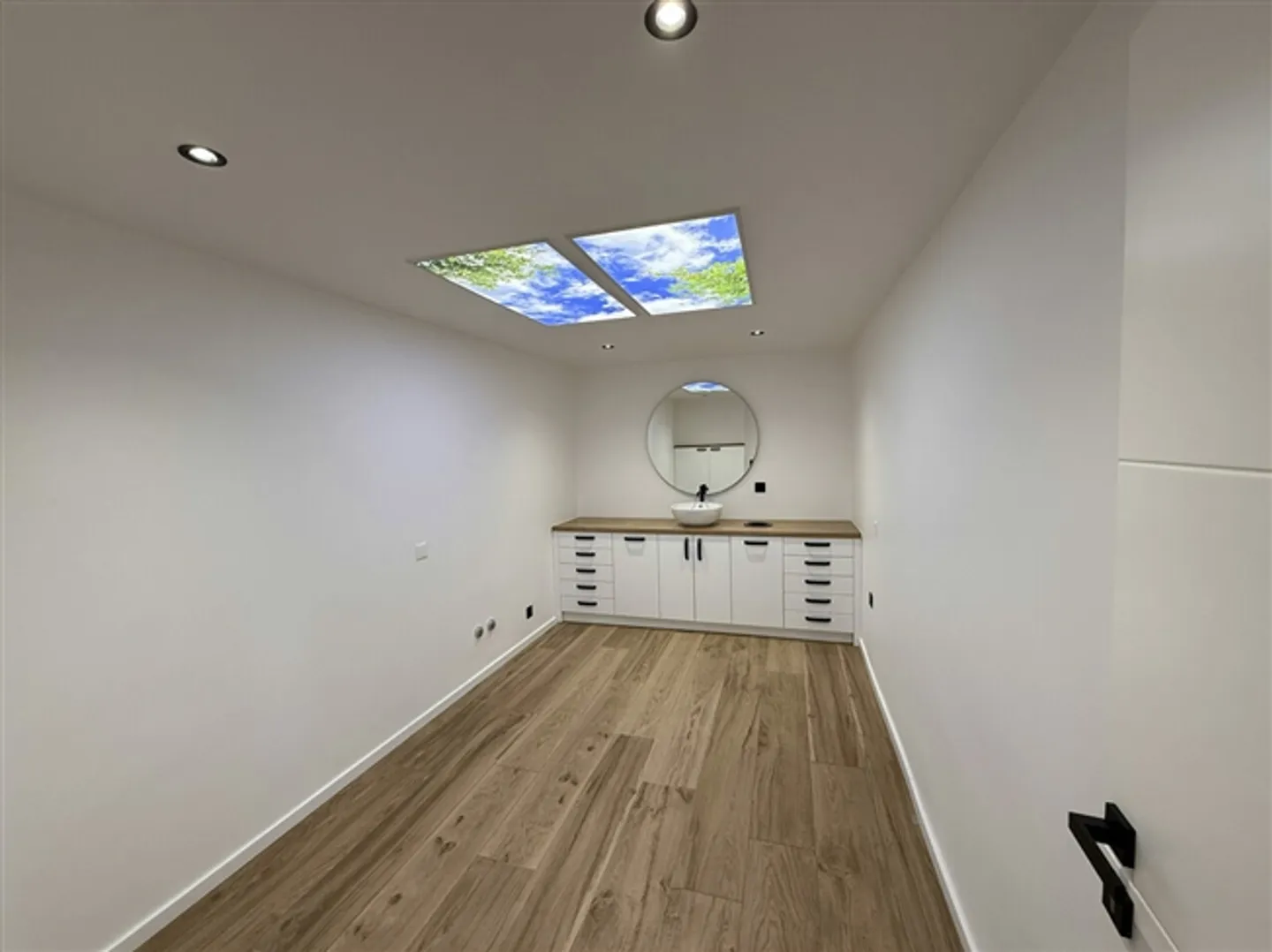 5.5 Room Apartment in the Center of Crans-Montana - Photo 9 of 17