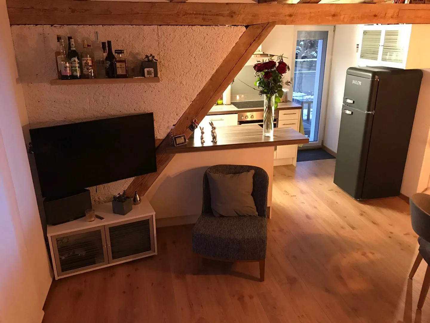 Jolie appartement sous les combles avec terrasse - un bijou - Photo 2 sur 15