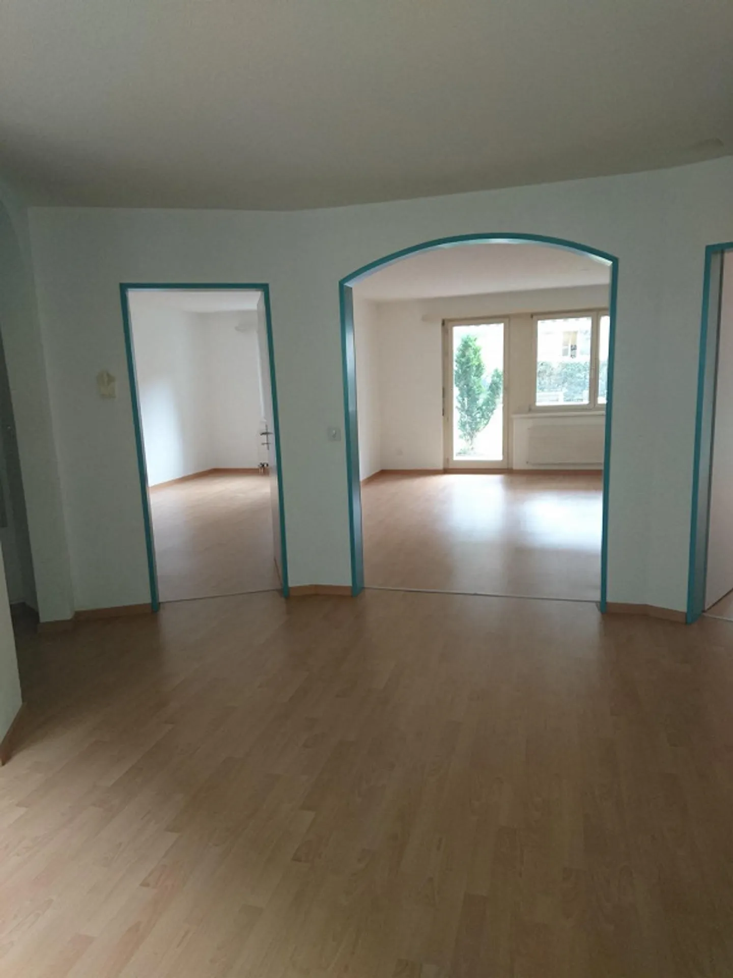 Urbanes Apartment mit Grünblick - Foto 3 von 7