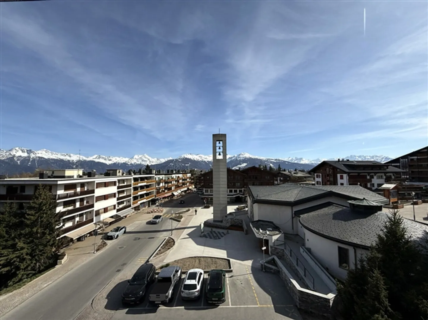 5.5 Room Apartment in the Center of Crans-Montana - Photo 14 of 17