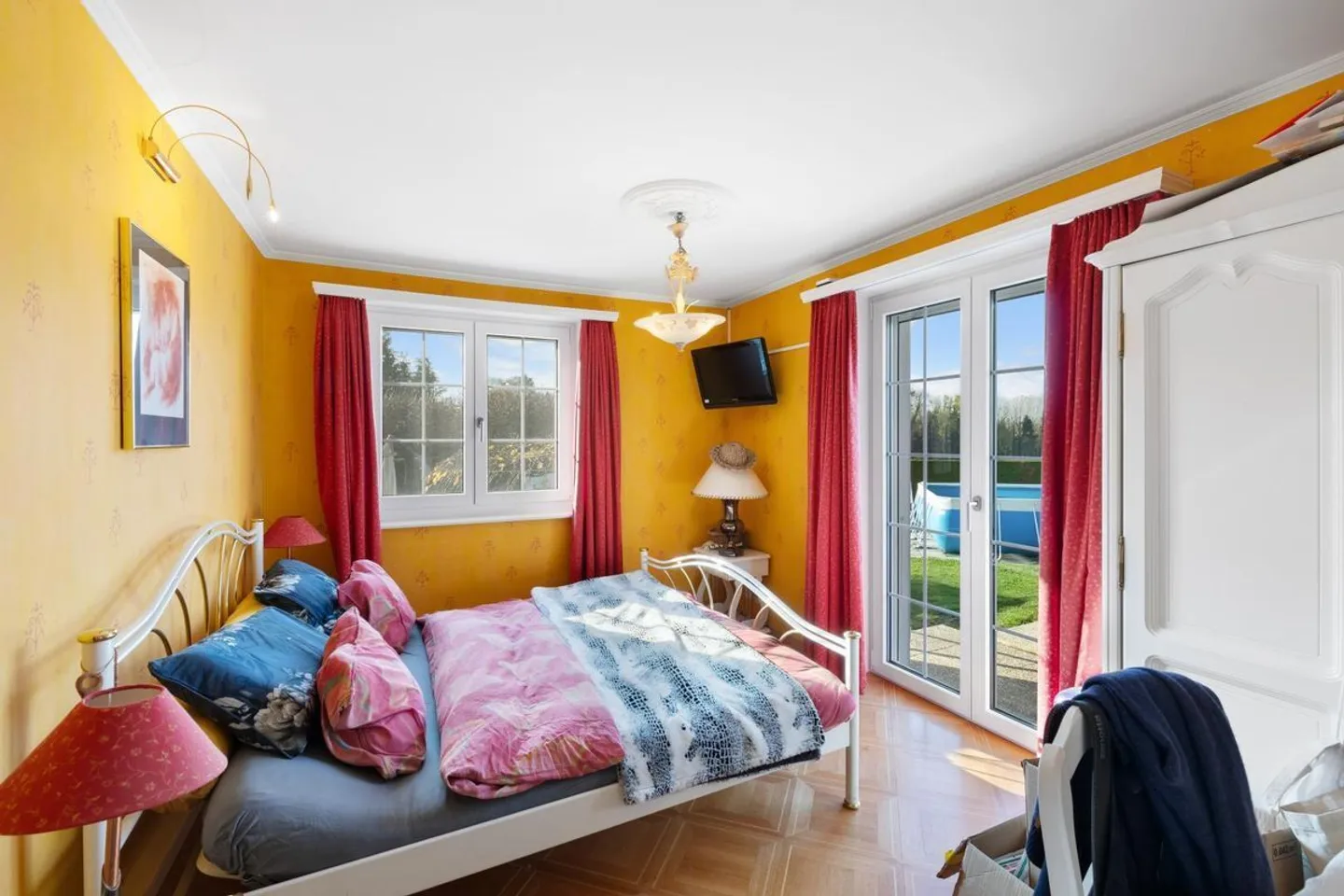 Prächtige Villa am Rande von landwirtschaftlichem Gebiet mit Zugang zum See - Foto 11 von 13