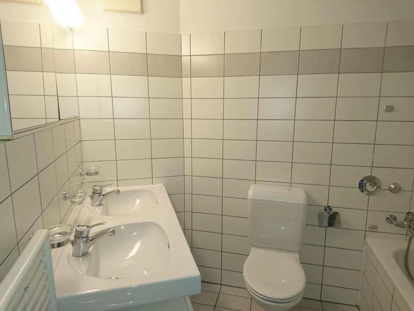 Urbanes Apartment mit Grünblick - Foto 6 von 7