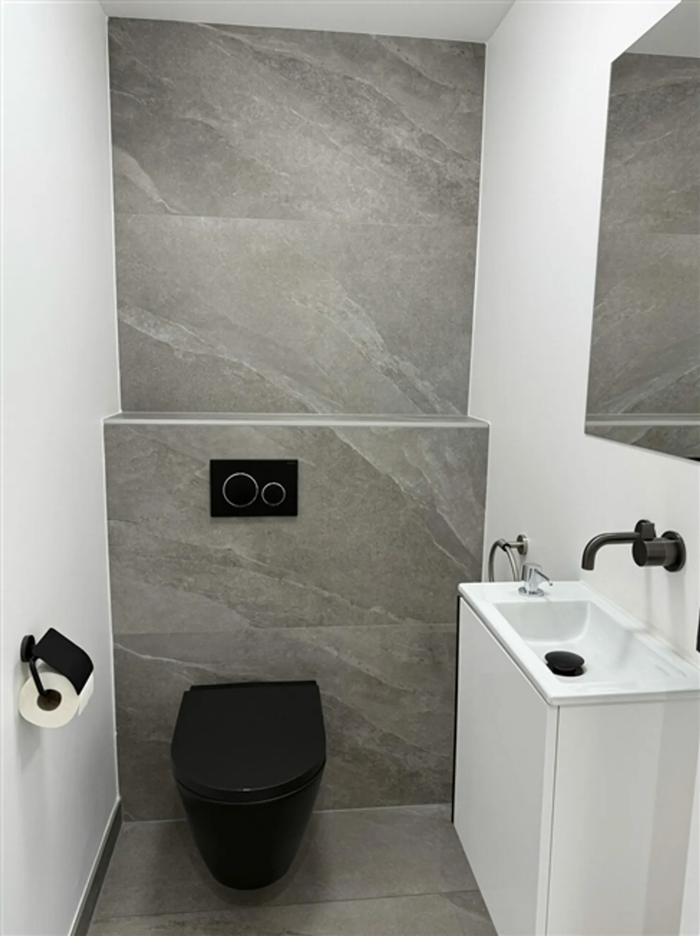 5.5 Room Apartment in the Center of Crans-Montana - Photo 16 of 17