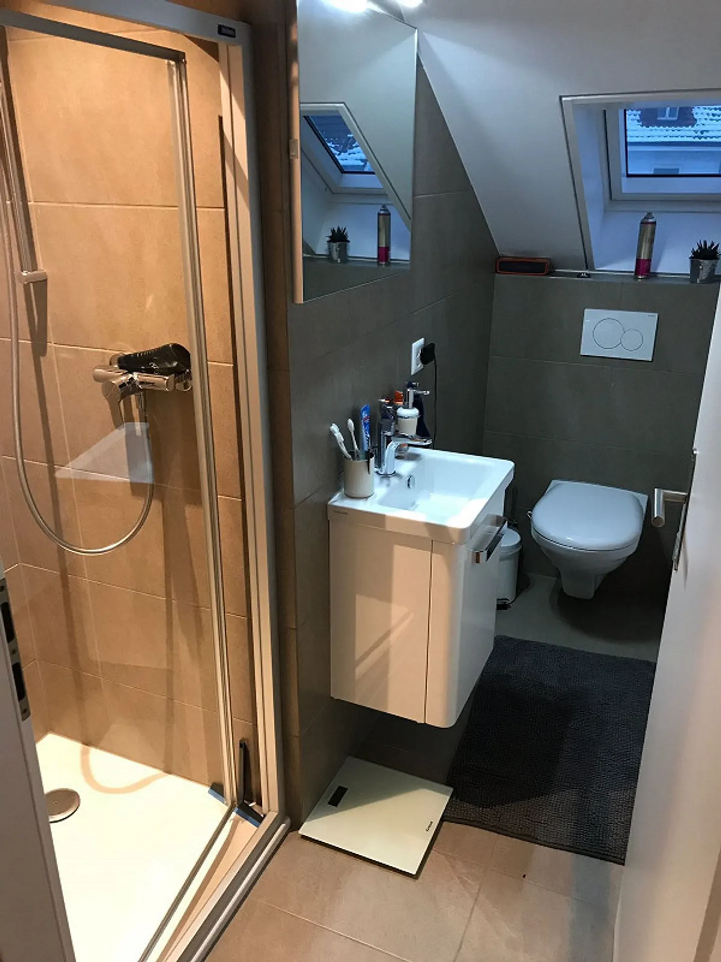 Jolie appartement sous les combles avec terrasse - un bijou - Photo 10 sur 15