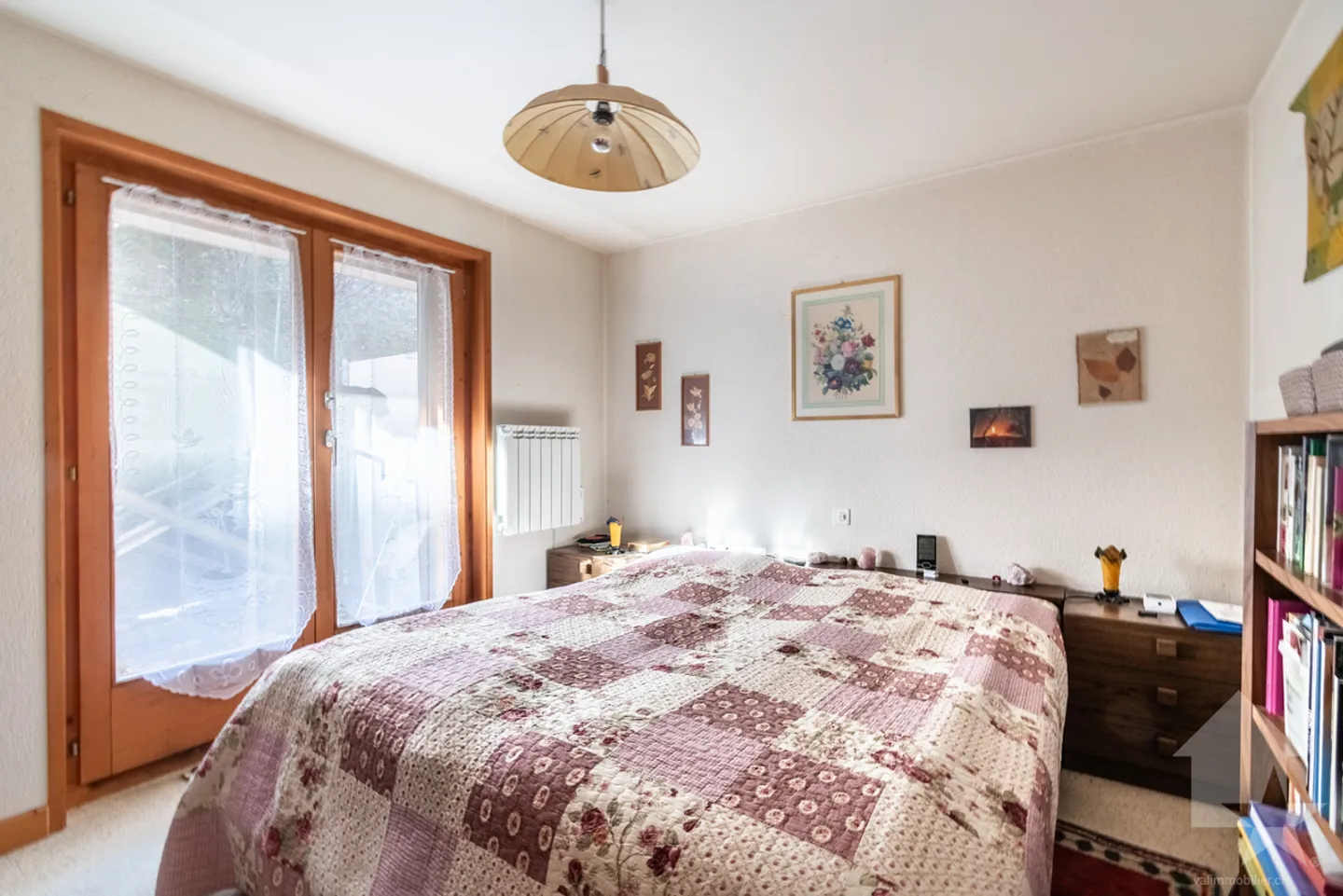 Charming Apartment with Garden - Photo 8 of 12