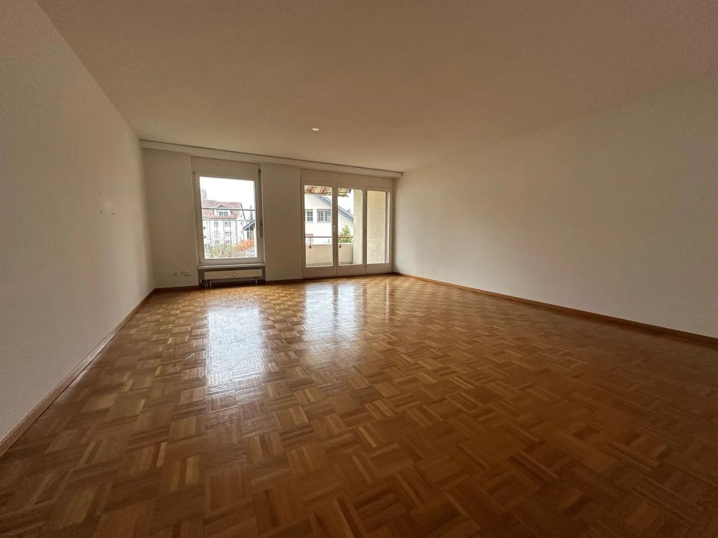 Great 4.5 room apartment for rent - Photo 2 of 10