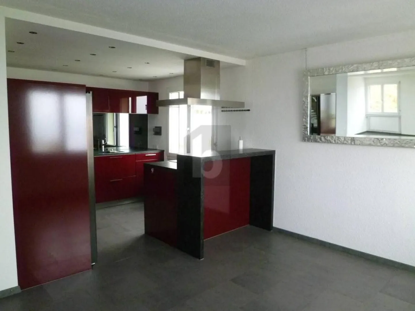 FRESHLY RENOVATED WITH WONDERFUL VIEW - Photo 5 of 6