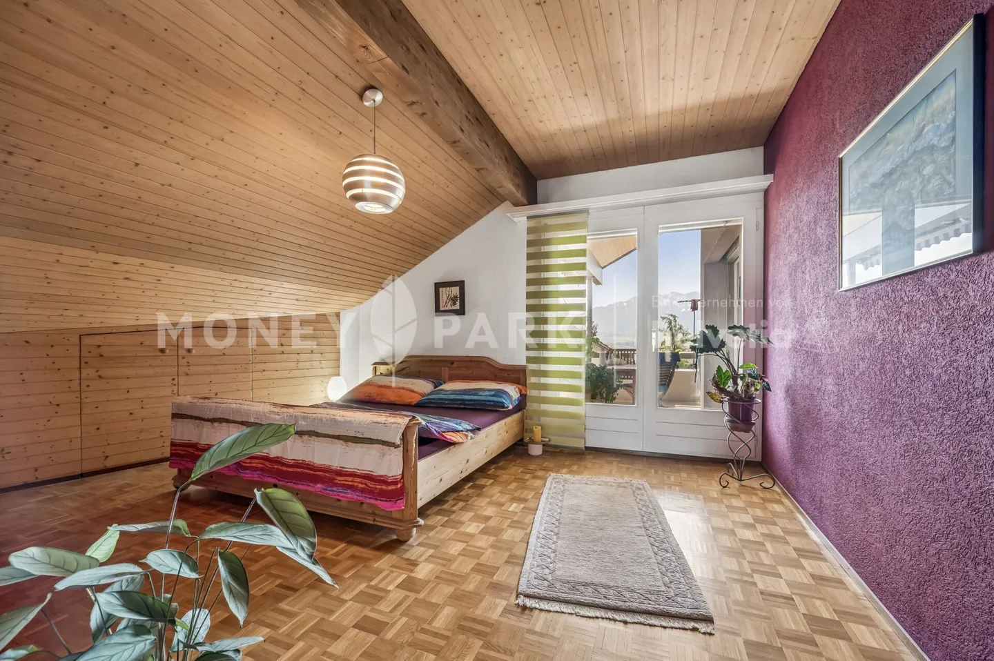 Appartamento mansardato di 3,5 locali con camino e vista montagna impressionante - Foto 4 di 8