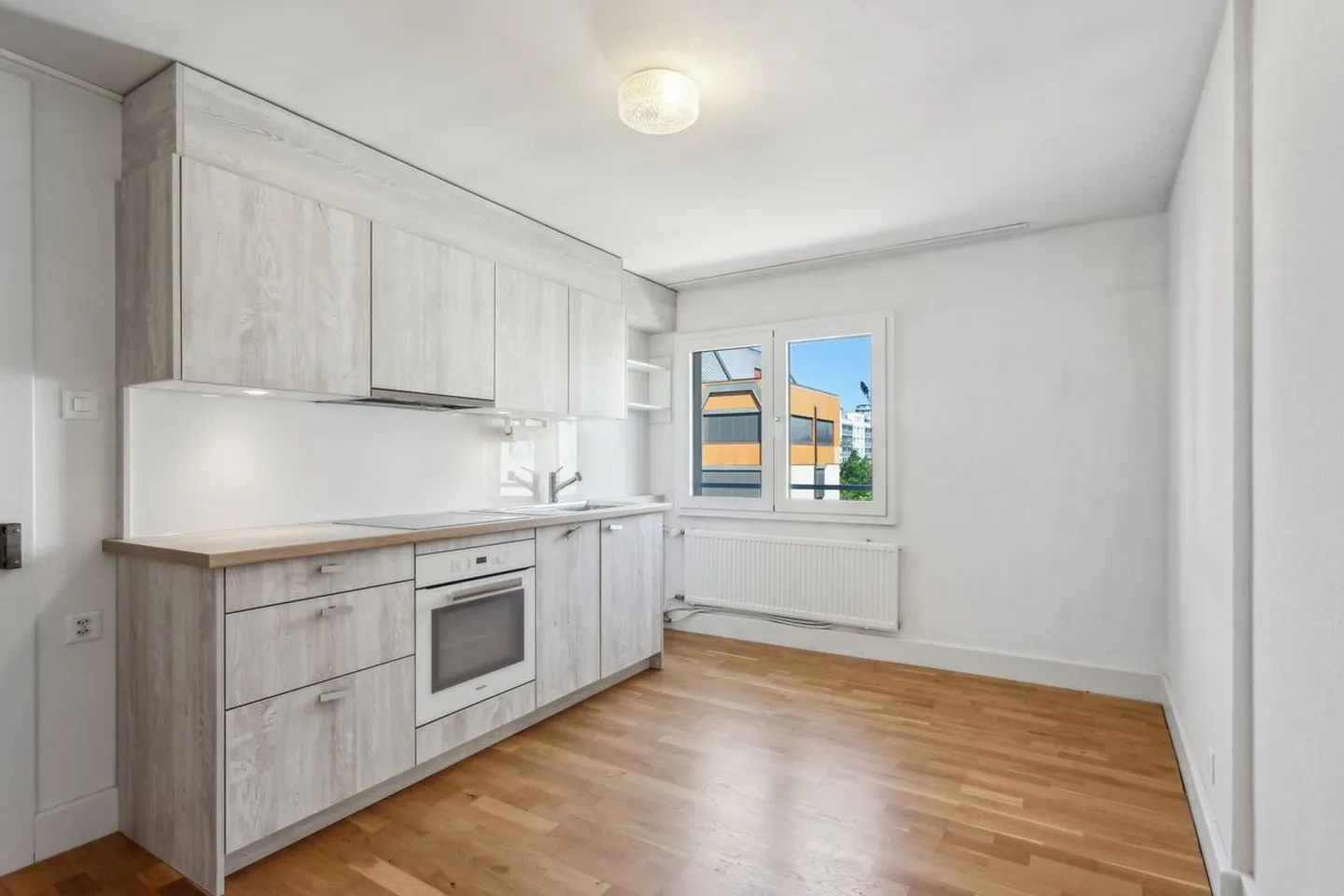 Selten: wunderschönes Haus mitten im Herzen der Stadt mit Garten - Foto 11 von 13