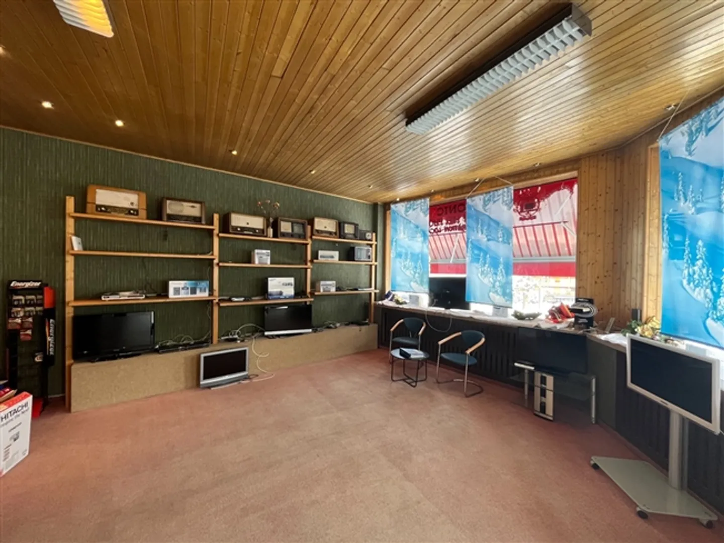Commercial Area - 3 Units - Haute-Nendaz (EXCLUSIVE) - Photo 2 of 8