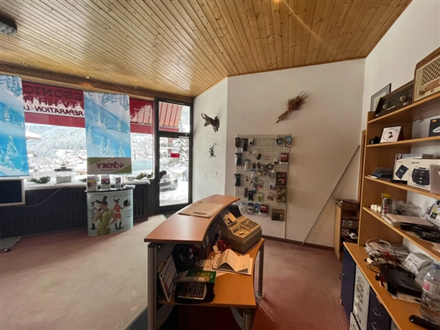 Commercial Area - 3 Units - Haute-Nendaz (EXCLUSIVE) - Photo 4 of 8