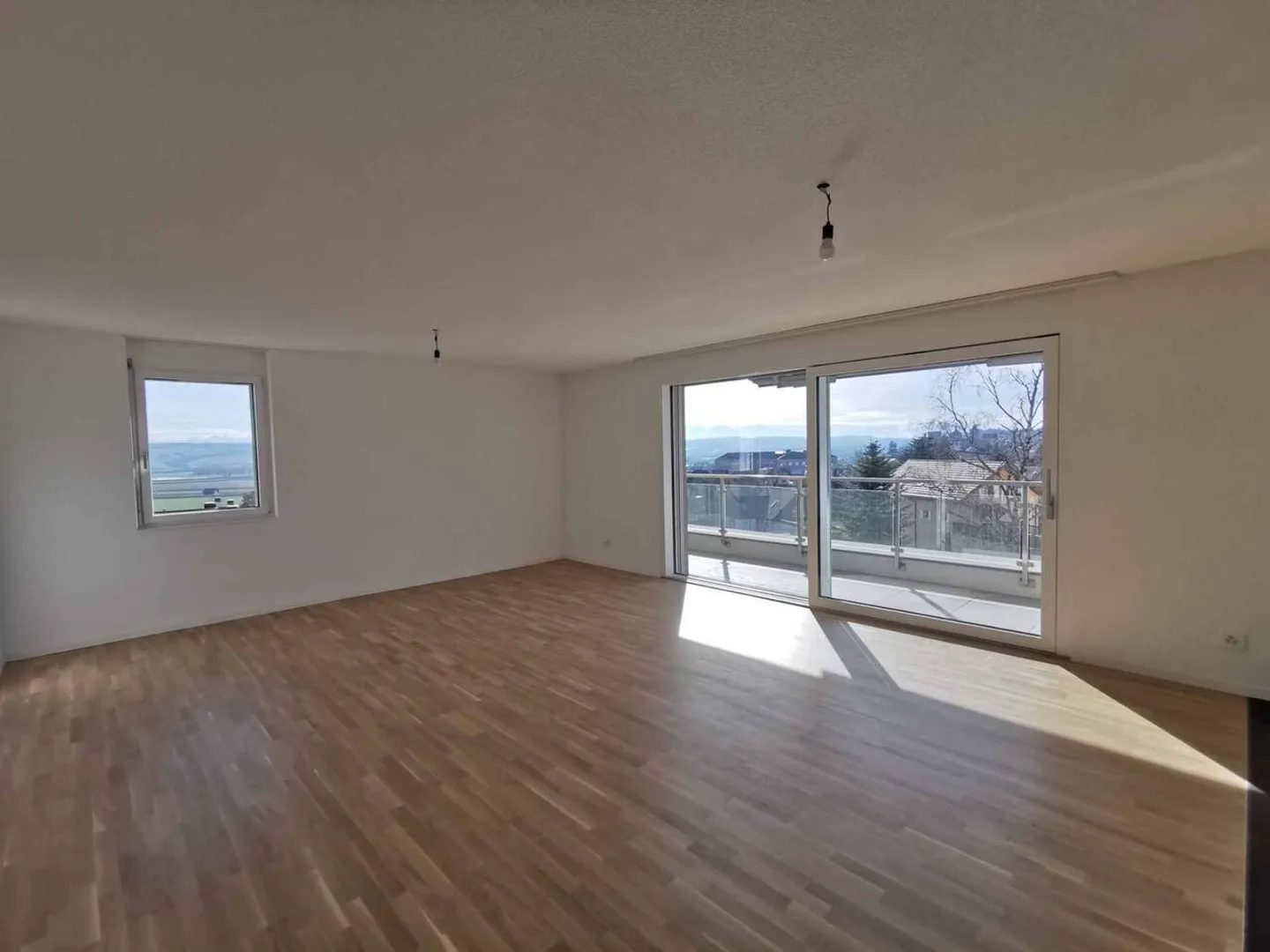 3.5-room apartment on the 2nd floor - Photo 2 of 4