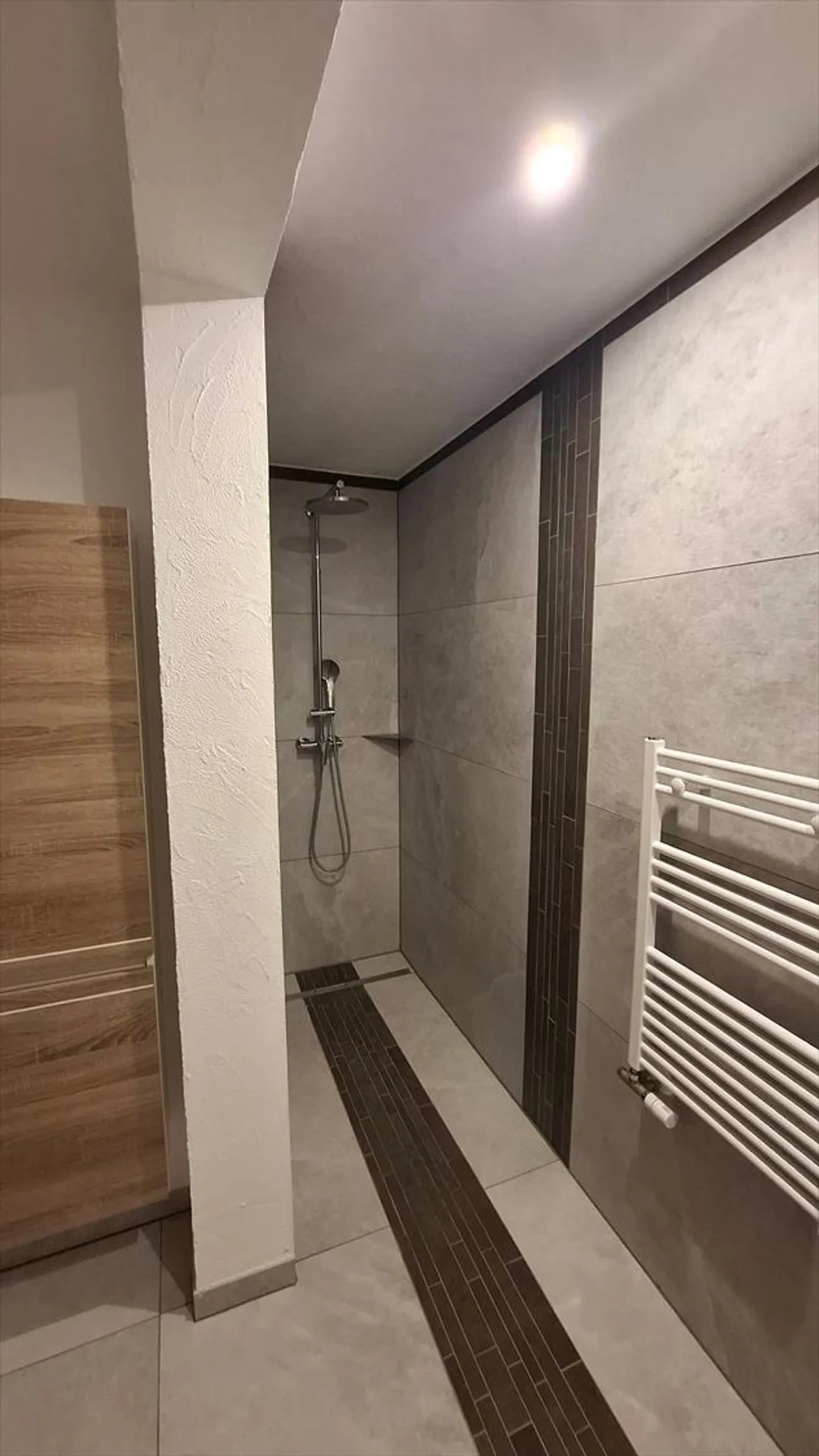 Charming 3.5-room apartment for rent – modern comfort and ideal location - Photo 7 of 8