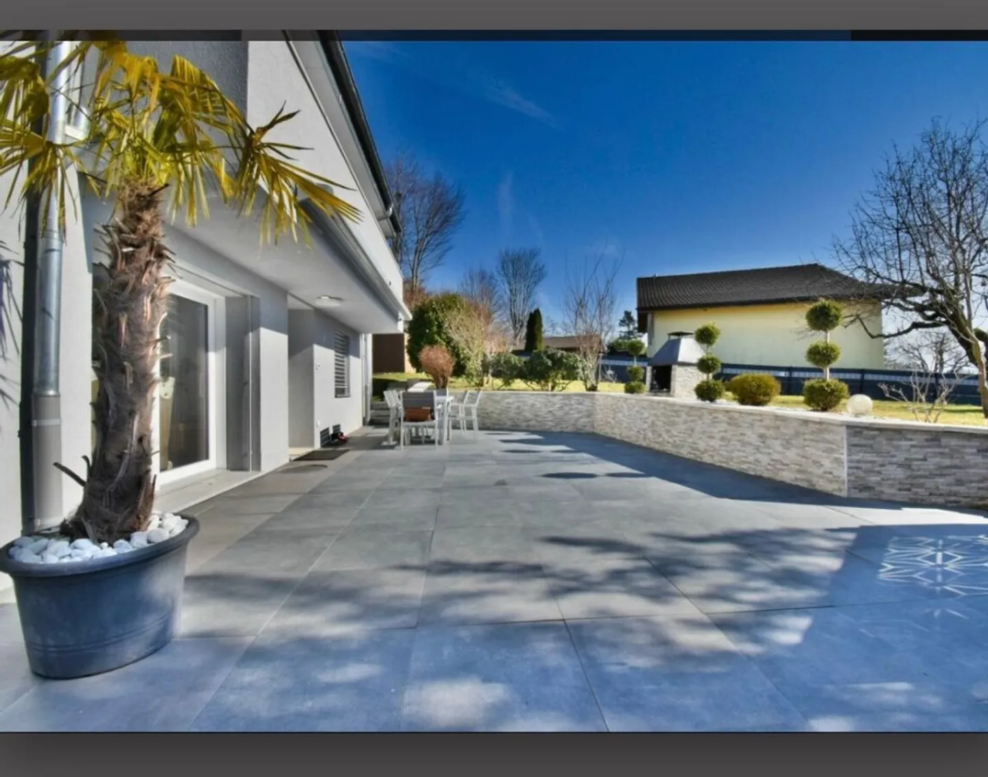 Villa contemporanea di 6 stanze - Unendo design, comfort e funzionalità - Foto 1 di 9