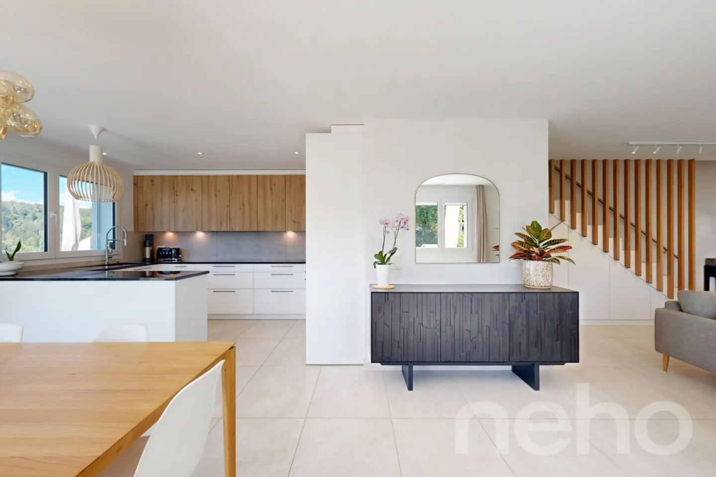 Duplex con Giardino Privato e Vista Lago - Foto 4 di 12