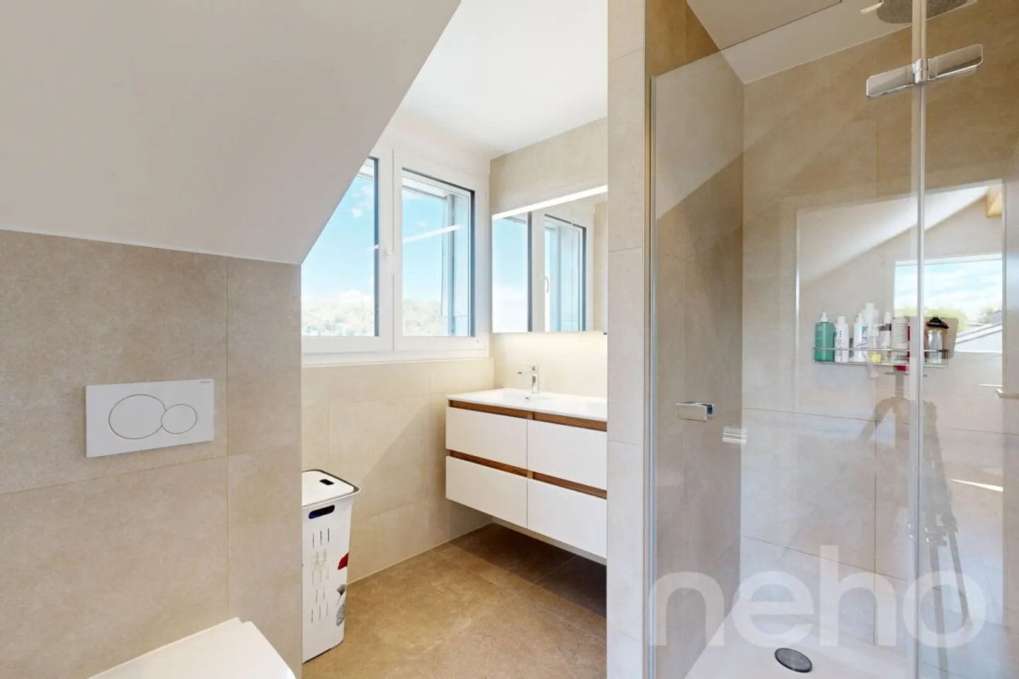 Duplex con Giardino Privato e Vista Lago - Foto 7 di 12
