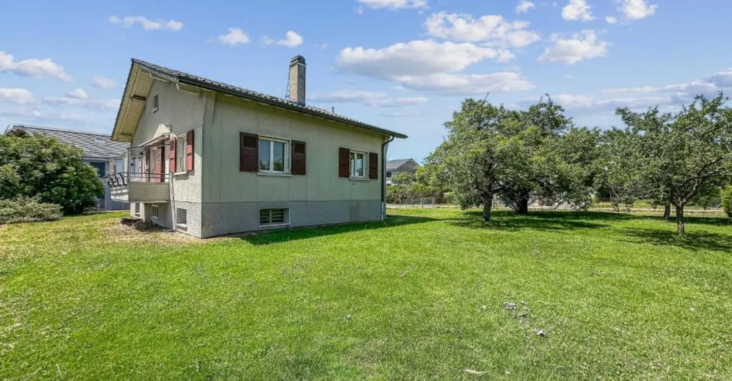 SMALL HOUSE TO RENOVATE, ON THE EDGE OF AGRICULTURAL LAND - Photo 1 of 13
