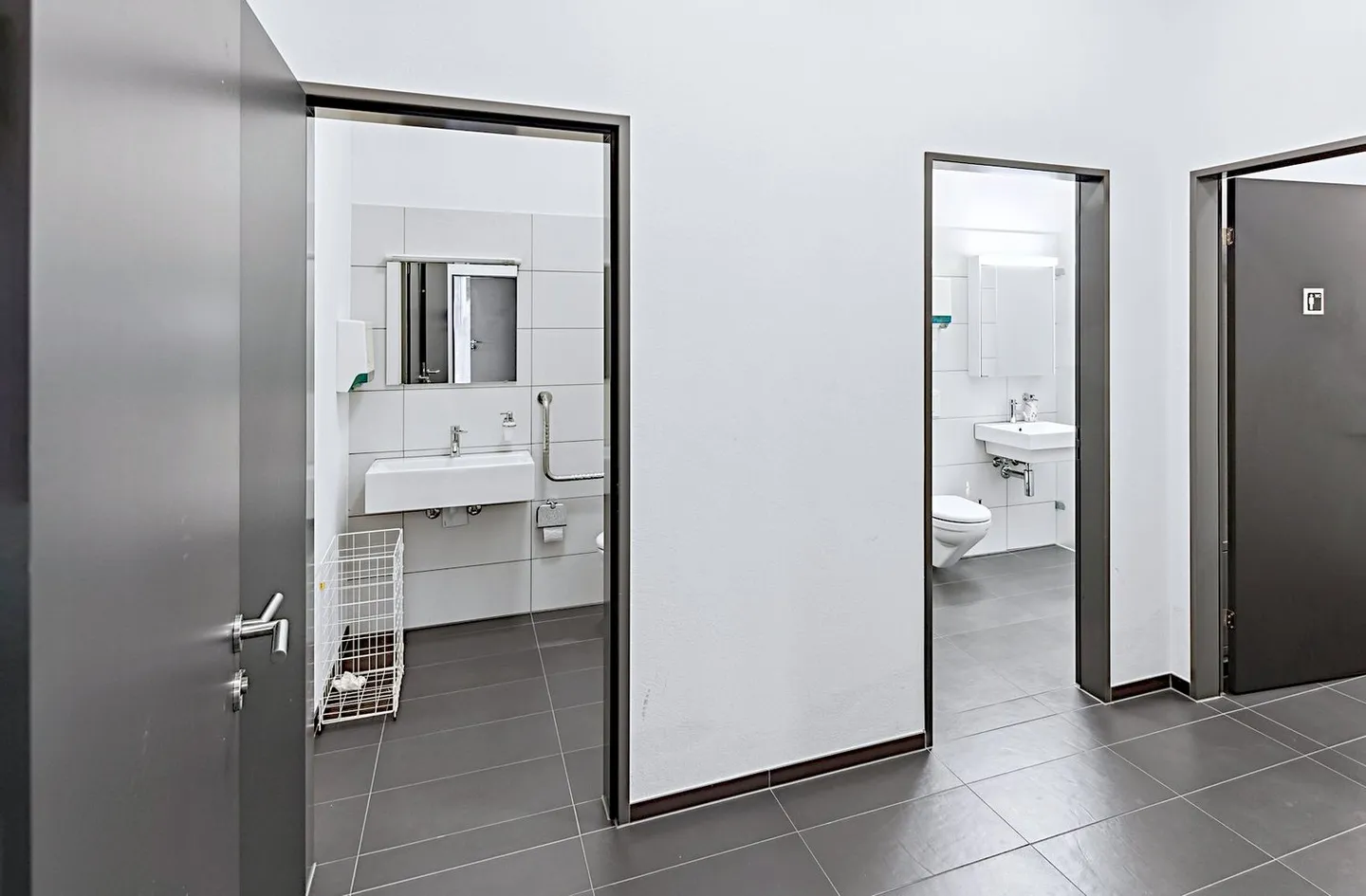 Tenant expansion according to your own wishes - Office space in the best location! - Photo 9 of 12