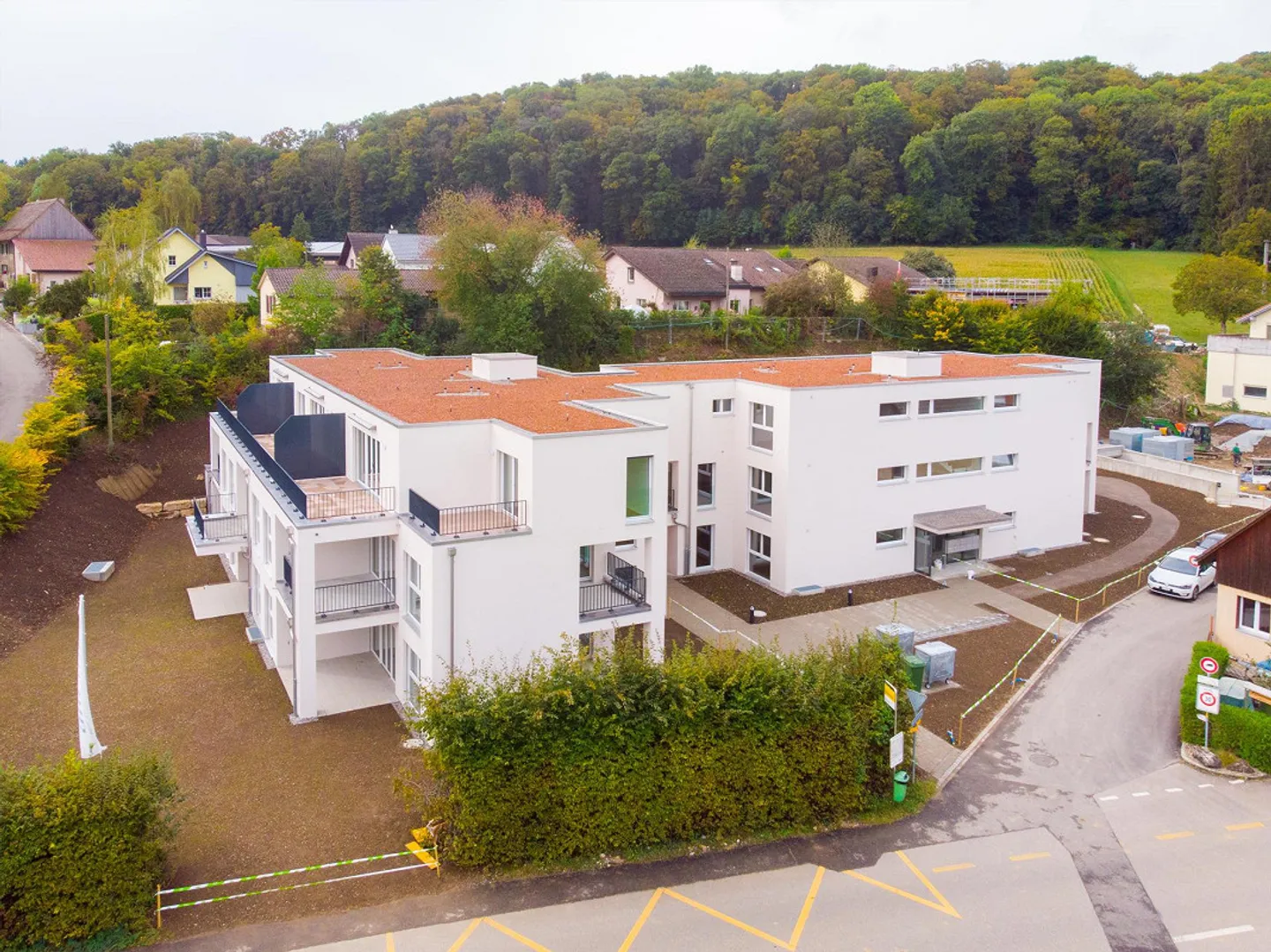 Moderno appartamento di 4,5 stanze al piano terra a Thayngen - Foto 2 di 11