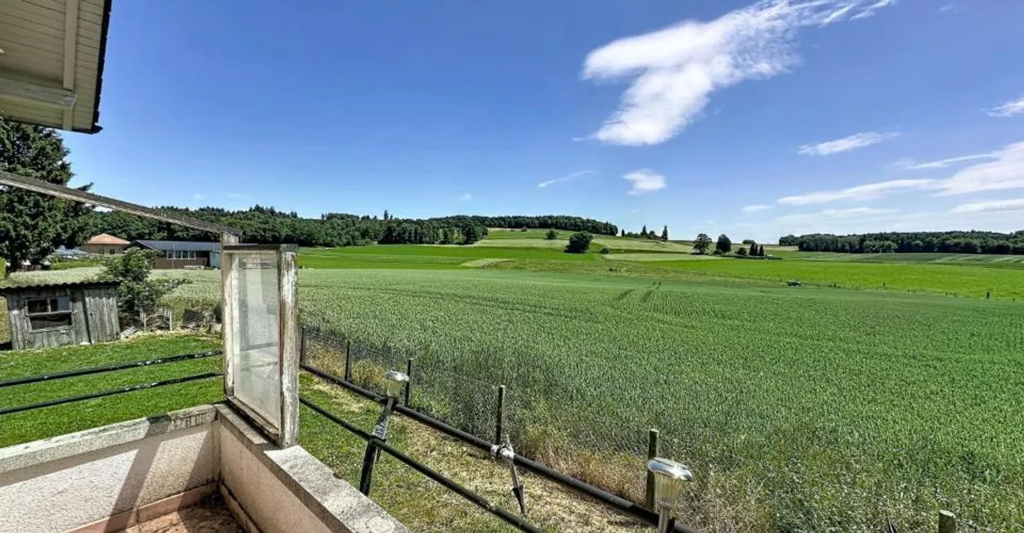 SMALL HOUSE TO RENOVATE, ON THE EDGE OF AGRICULTURAL LAND - Photo 7 of 13