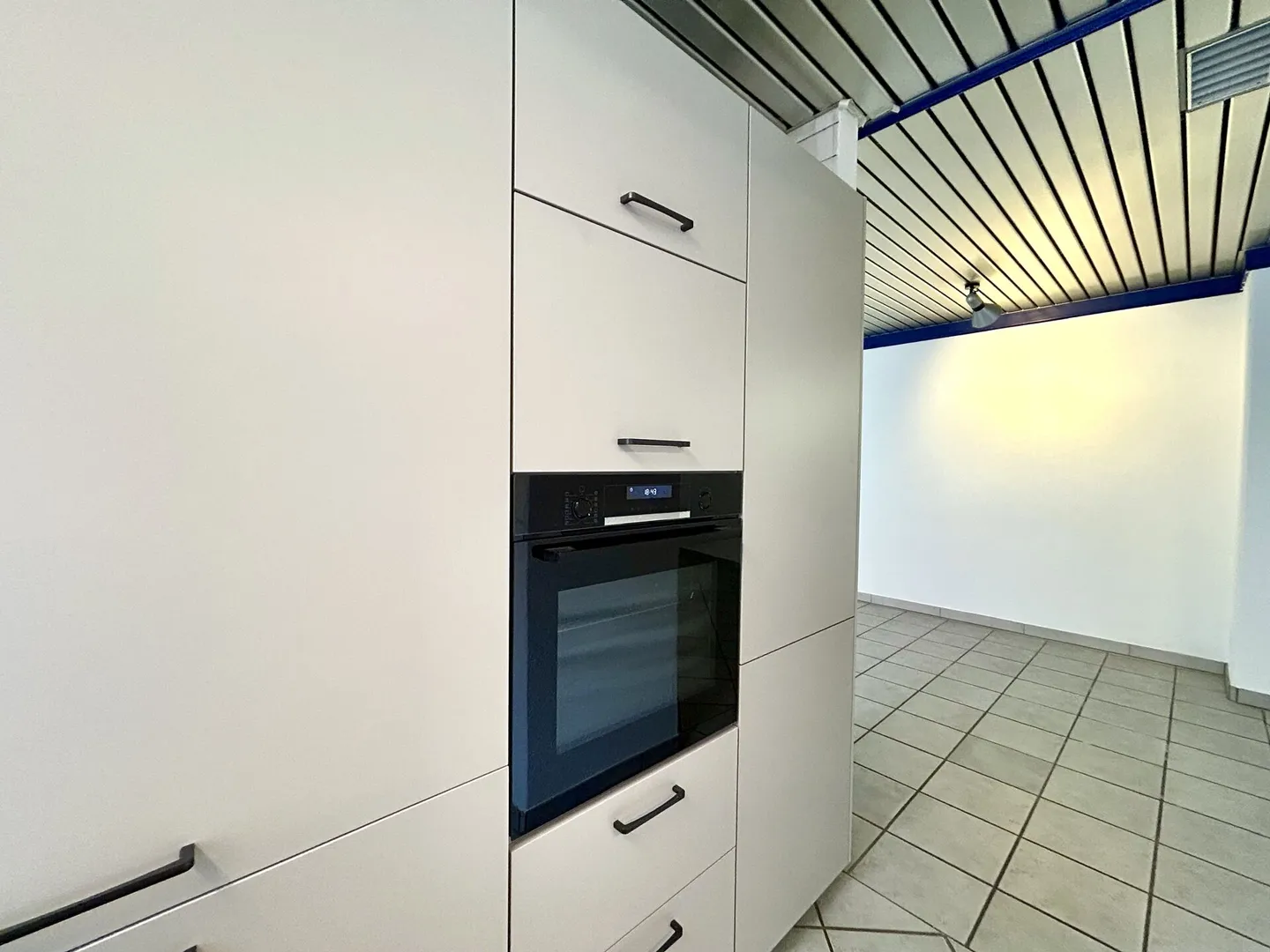 Residential and commercial building with versatile potential for use - Photo 3 of 17