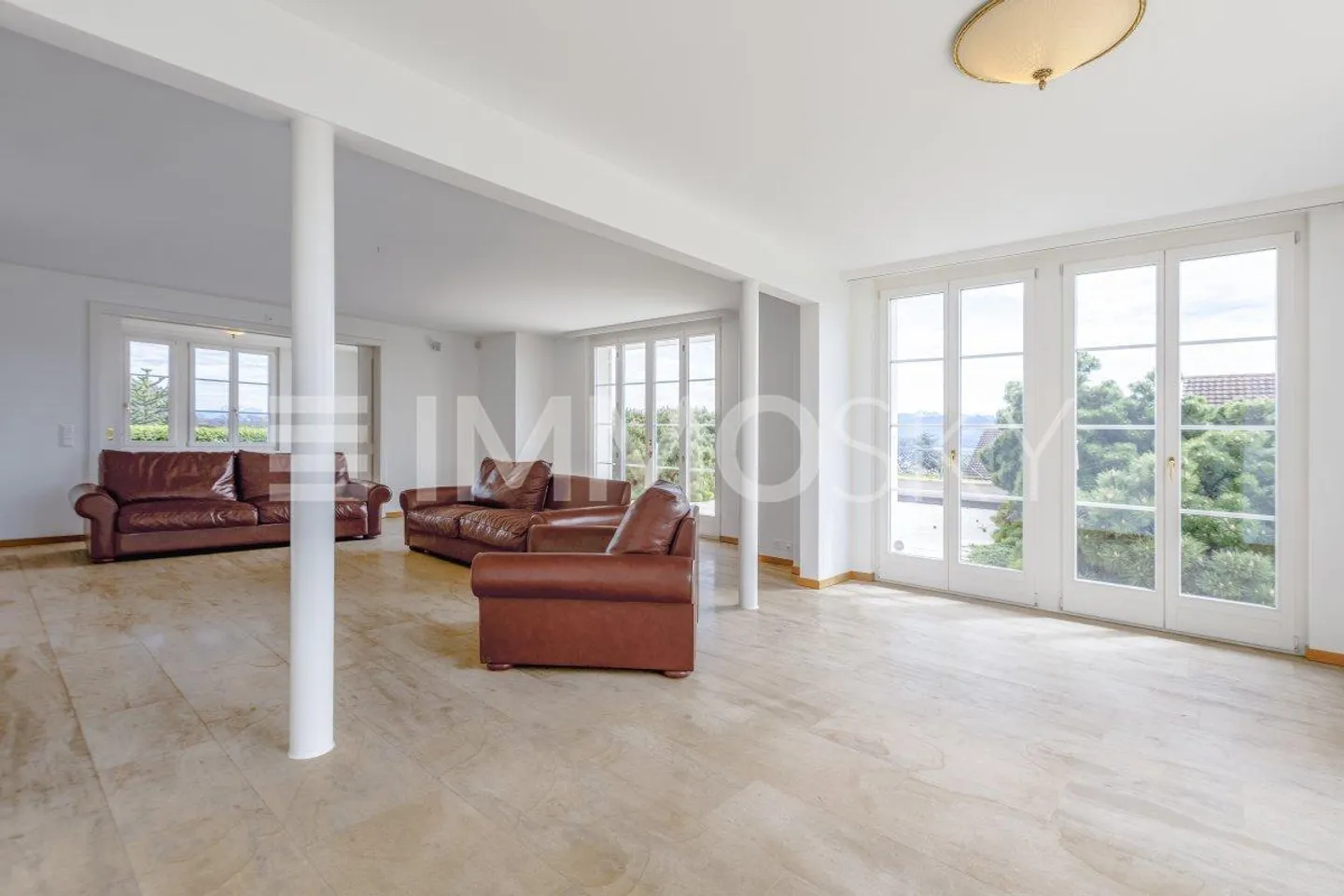 Extraordinary 12-Room House in the Heart of Mont-sur-Rolle - Photo 5 of 5