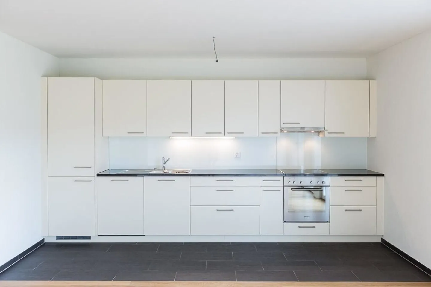 2.5 Room Apartment - Photo 4 of 7