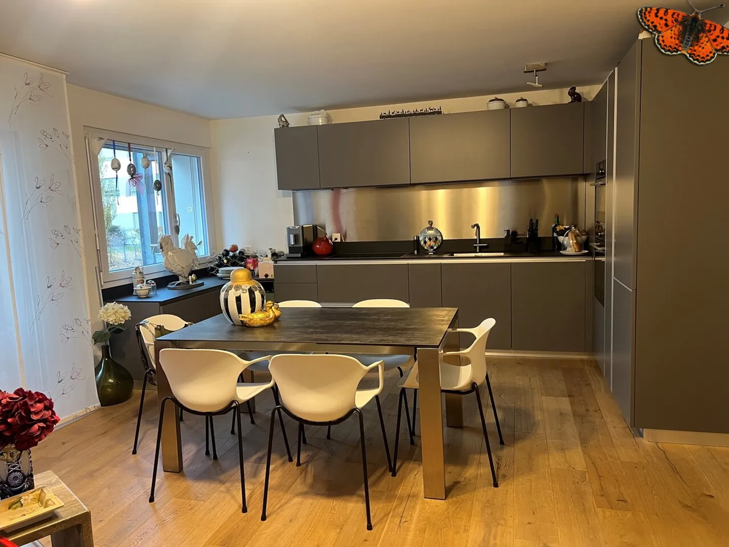 MAGNIFIQUE 3 PIECES SEMI-MEUBLE - Proche de Bouleyres ! - Photo 4 sur 10