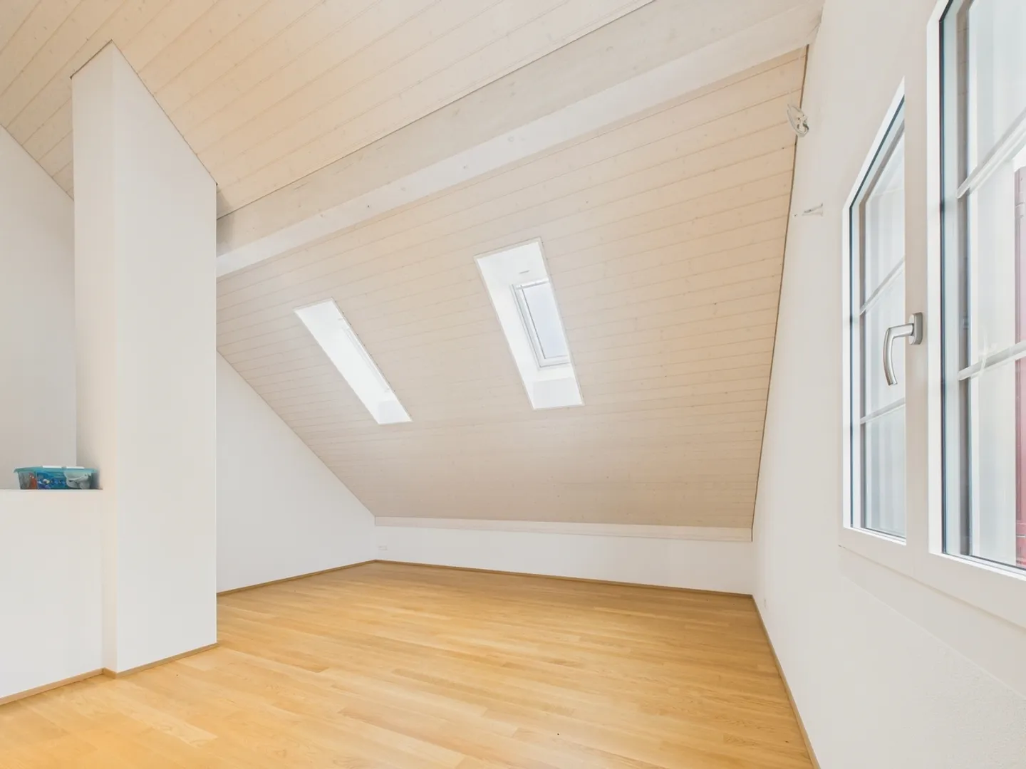 Maison de ville moderne de 5,5 pièces avec un agencement pratique, village - Photo 5 sur 11