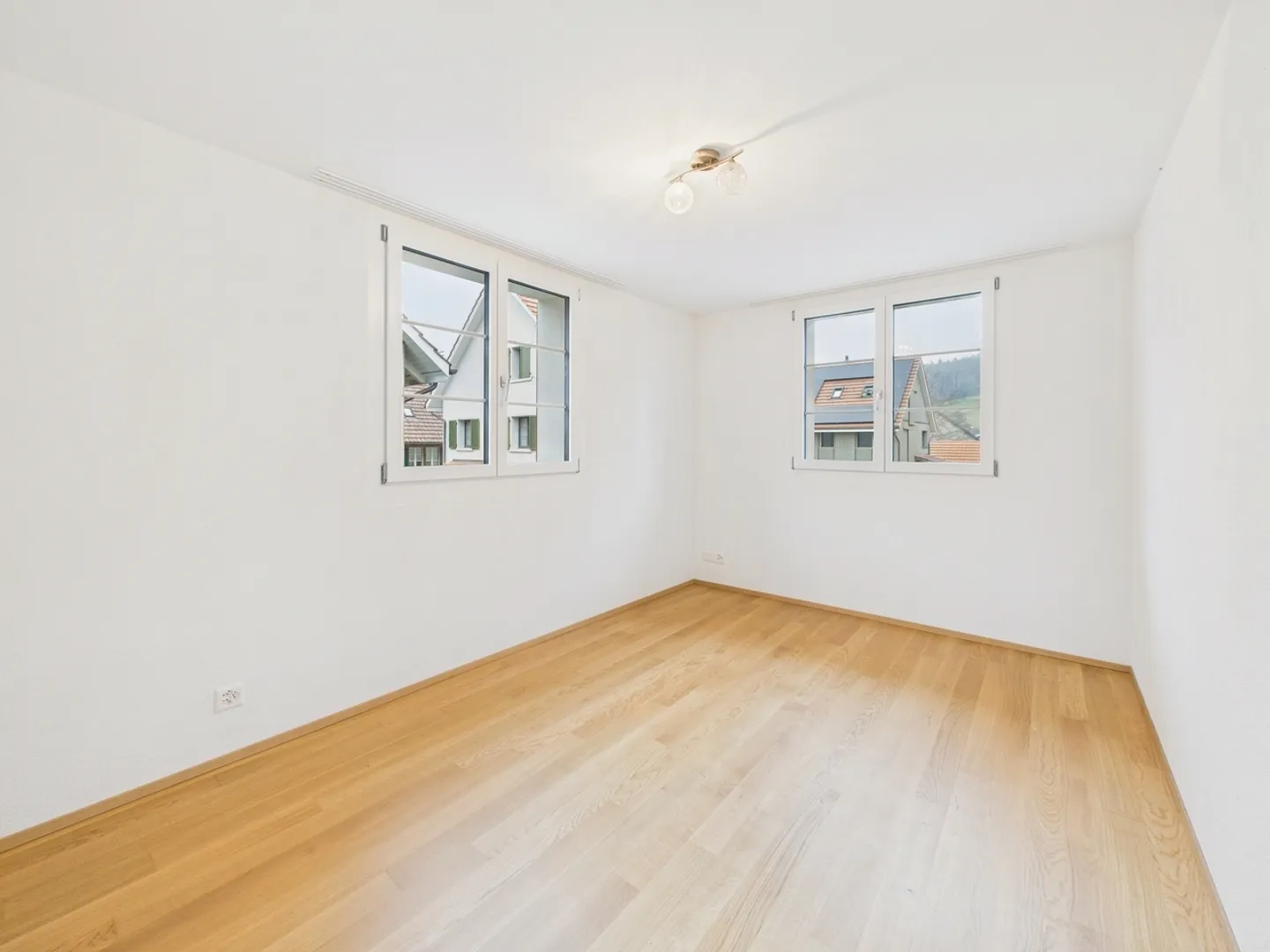 Maison de ville moderne de 5,5 pièces avec un agencement pratique, village - Photo 6 sur 11