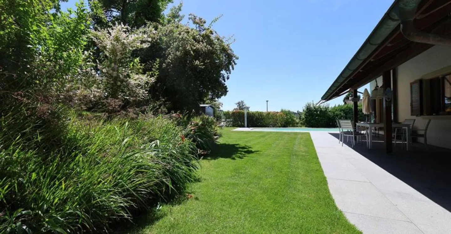 Magnifica casa ristrutturata di 7,5 stanze con piscina esterna - Foto 2 di 10