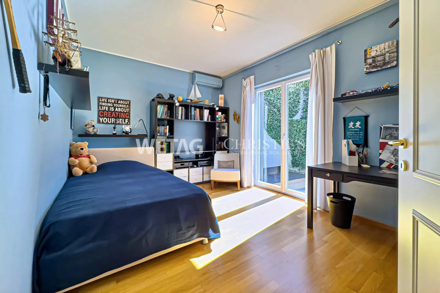 Lugano-Comano : villa élégante avec grand jardin et vue panoramique - Photo 8 sur 13