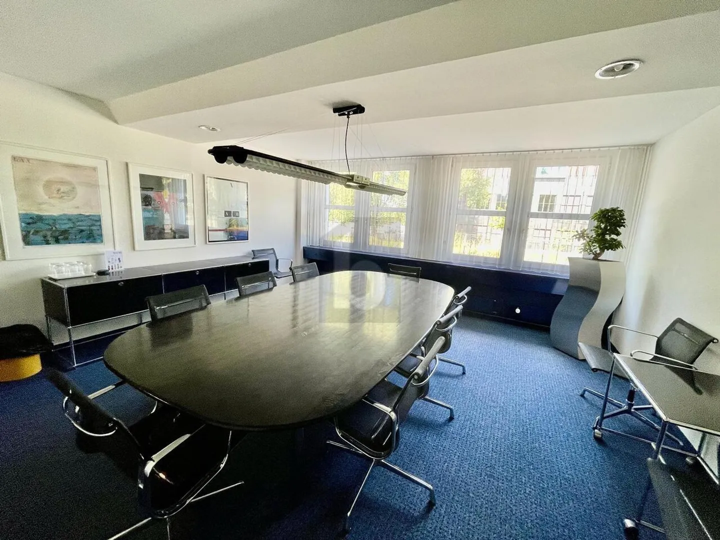 SITUATO CENTRALMENTE ALL'USCITA DELL'AUTOSTRADA - Foto 2 di 5