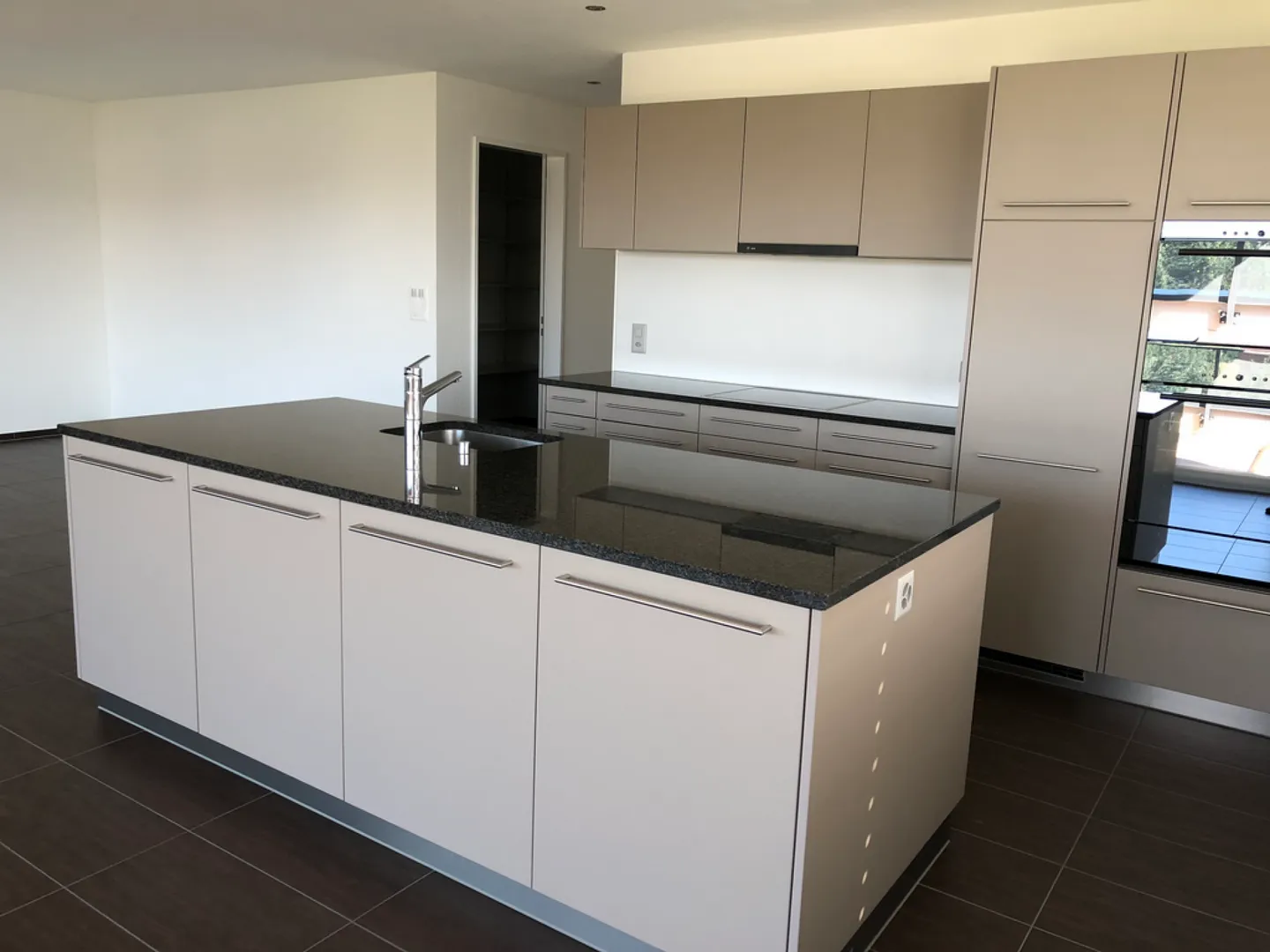 Appartement familial avec coin salon dans le jardin - Photo 1 sur 3