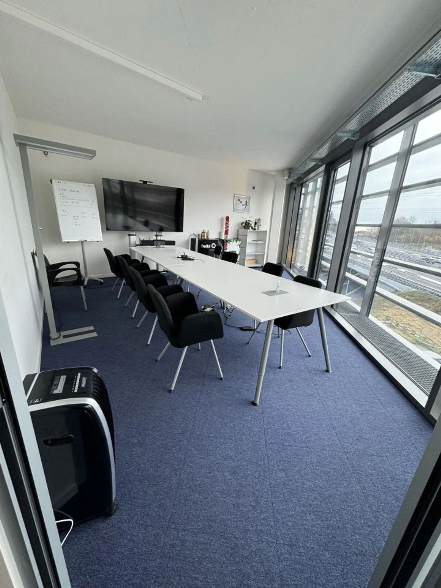 Schöne Gewerbefläche in Puidoux - Foto 1 von 9