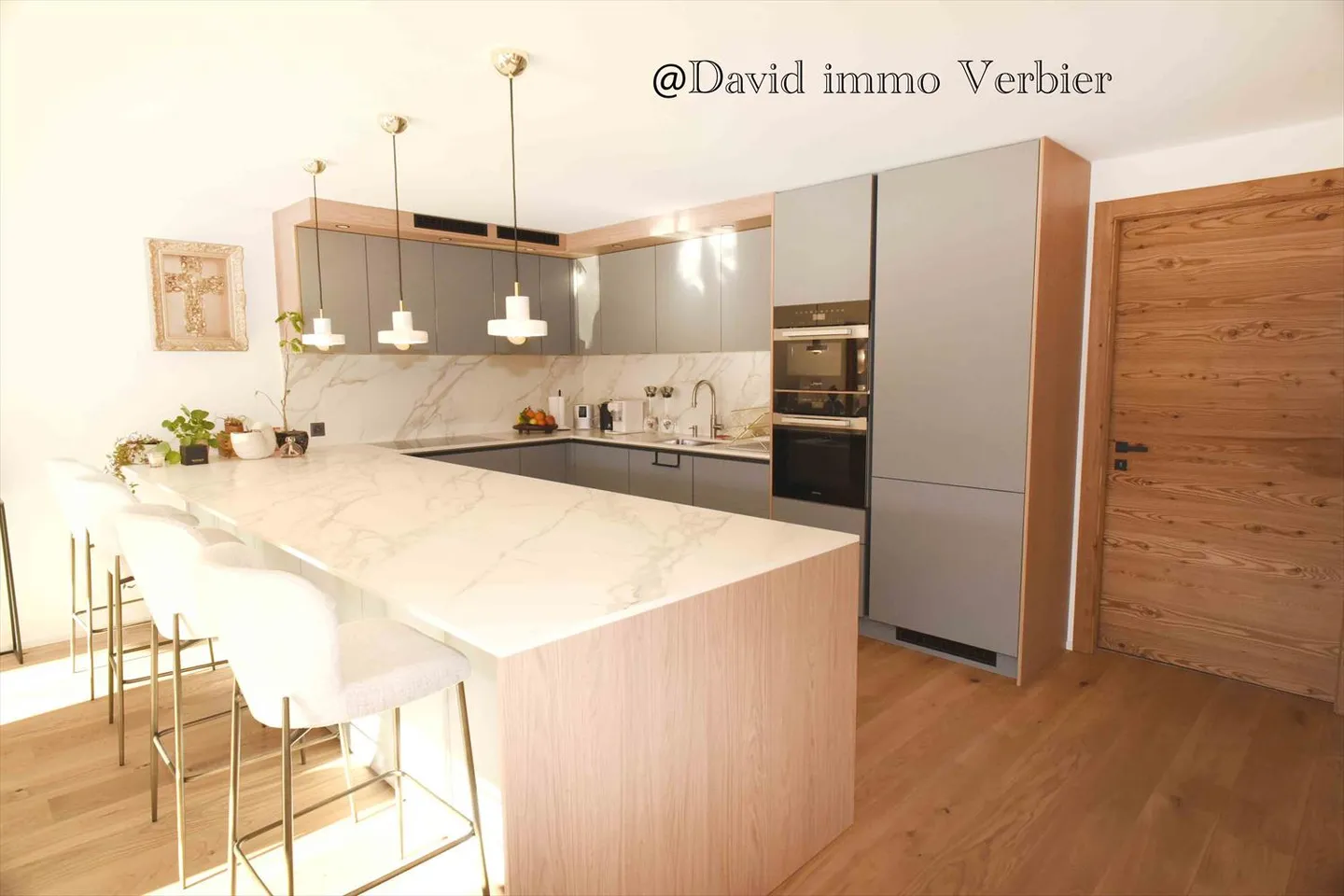 Appartamento con terrazza 7,5 stanze - Foto 2 di 20