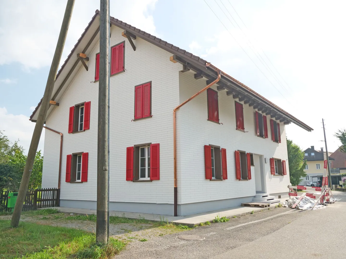 3.5-Room Maisonette Apartment (West) - Photo 4 of 12