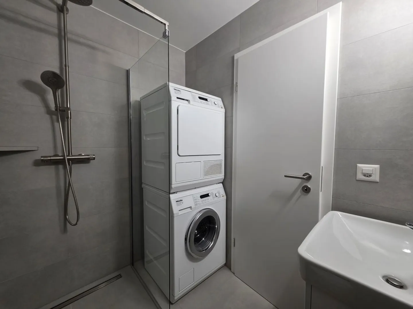 Appartement 2.5 pièces à CHF 1'390.-/mois charges comprises - Photo 5 sur 7