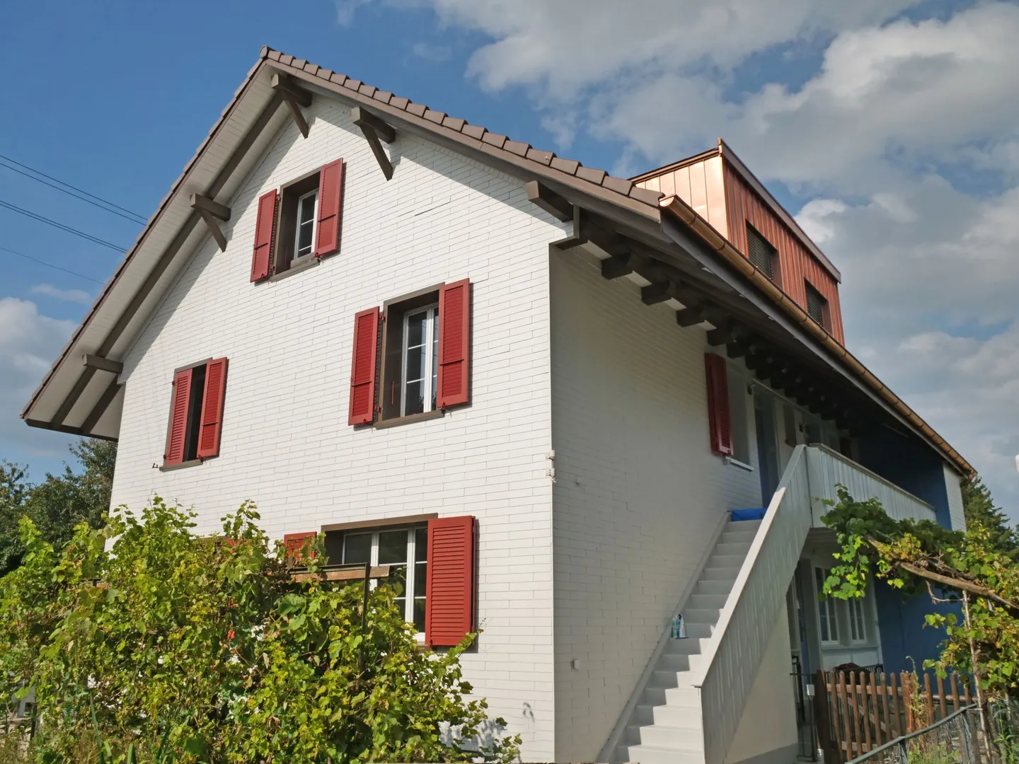 3.5-Room Maisonette Apartment (West) - Photo 2 of 12